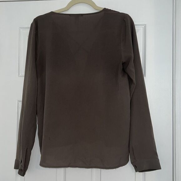 FOREVER 21 Top 💚 - Picture 5 of 5